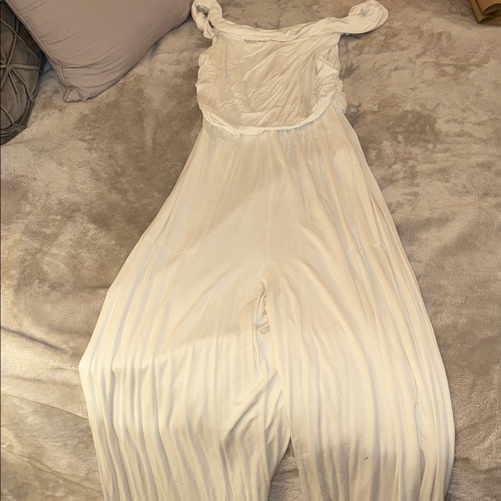 Chic White Women's Jumpsuit